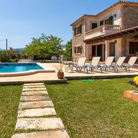 Villa Canaveret By Homevillas360