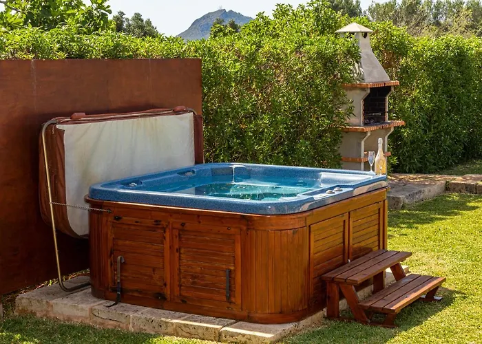 Canaveret By Homevillas360 Pollenca