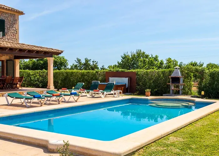 Canaveret By Homevillas360