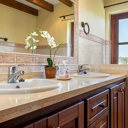 Вилла Canaveret By Homevillas360 *